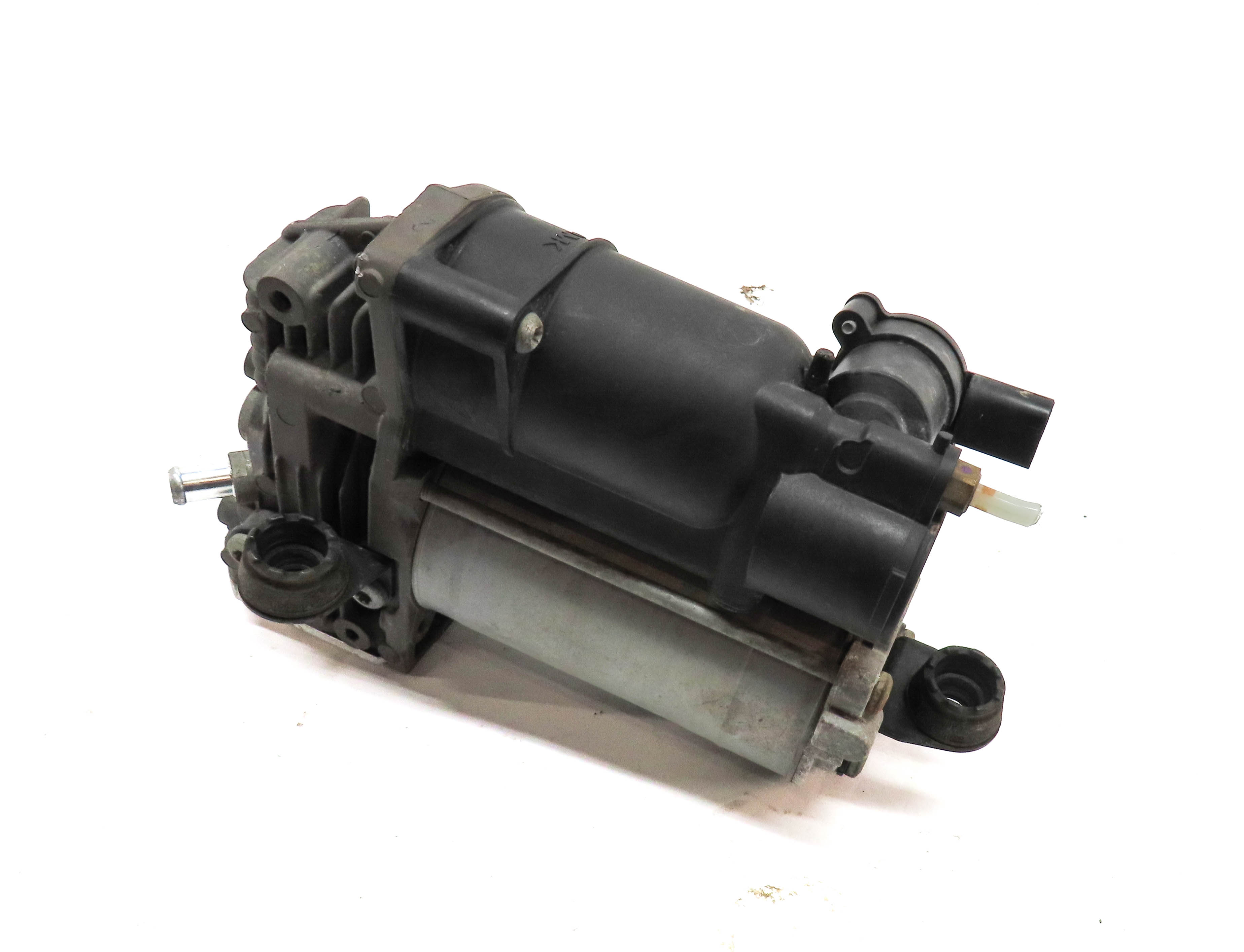 13-19 MERCEDES GL GLE GLS ML CLASS (W166 X166) AIR SUSPENSION COMPRESSOR PUMP — exact item pictured